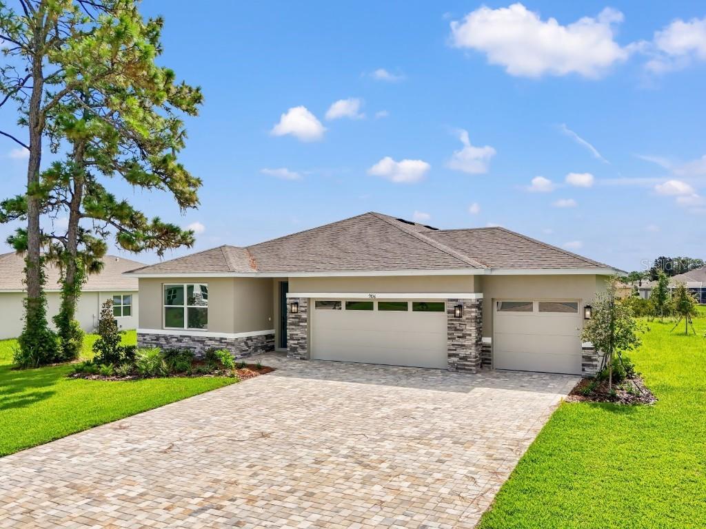 9196 Players Dr., Weeki Wachee, FL 34613