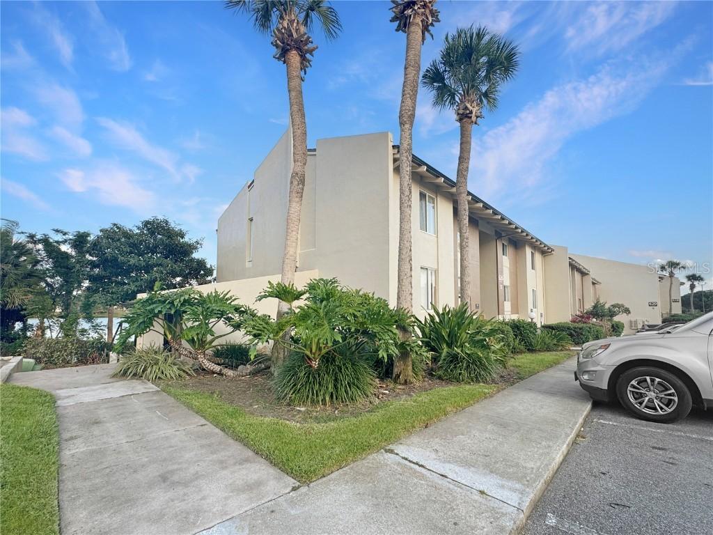 626 Orange Dr. #243, Altamonte Springs, FL 32701