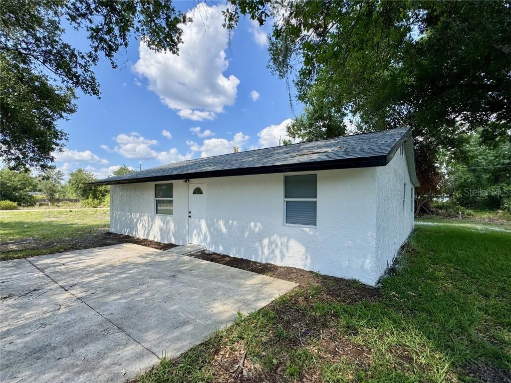 390 Hazel Cir., Punta Gorda, FL 33982