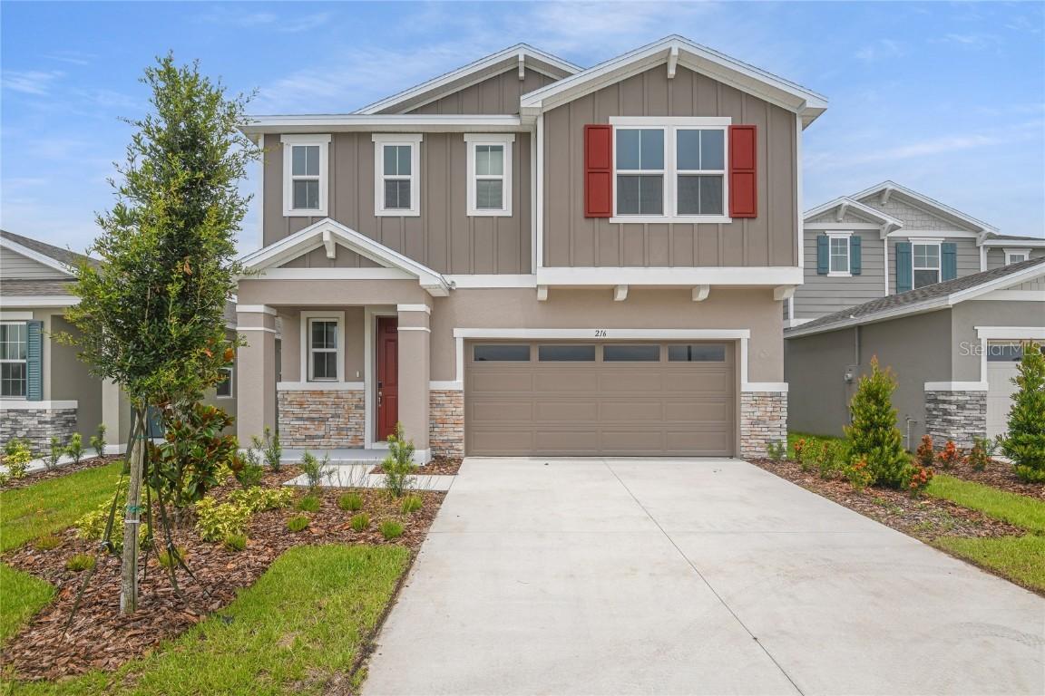 216 Flag Lilly Ln., Umatilla, FL 32784