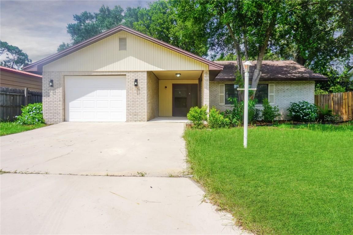 3 Rosewood Dr., Davenport, FL 33837