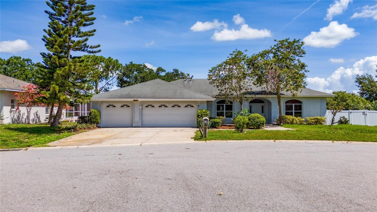 415 Smiley Ct., Winter Haven, FL 33884