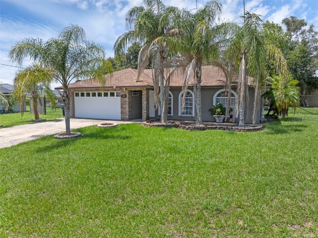 166 Paradise Island Dr., Haines City, FL 33844