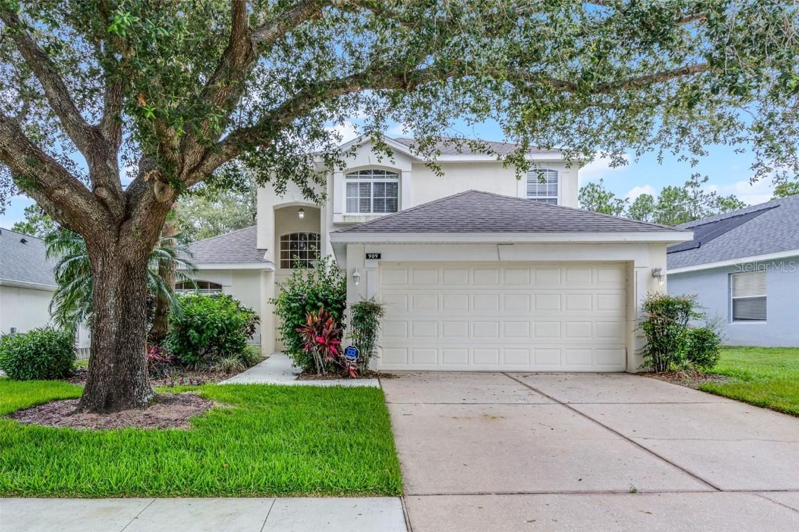 909 Troon Cir., Davenport, FL 33897
