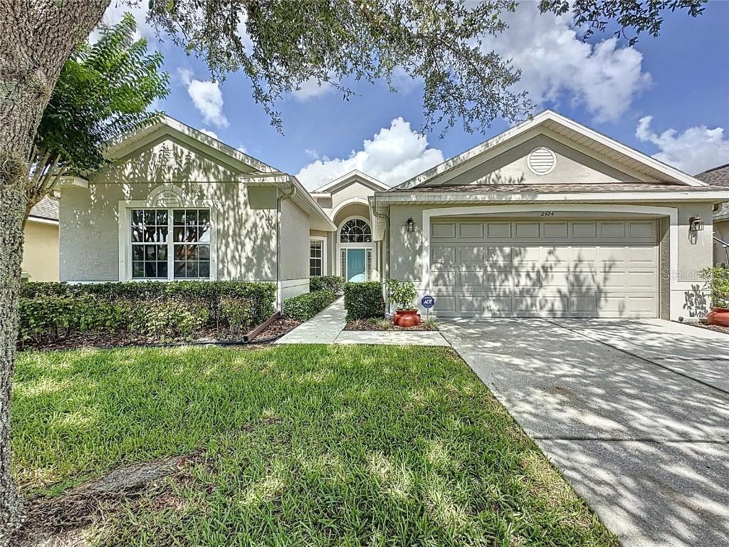 2924 White Cedar Cir., Kissimmee, FL 34741