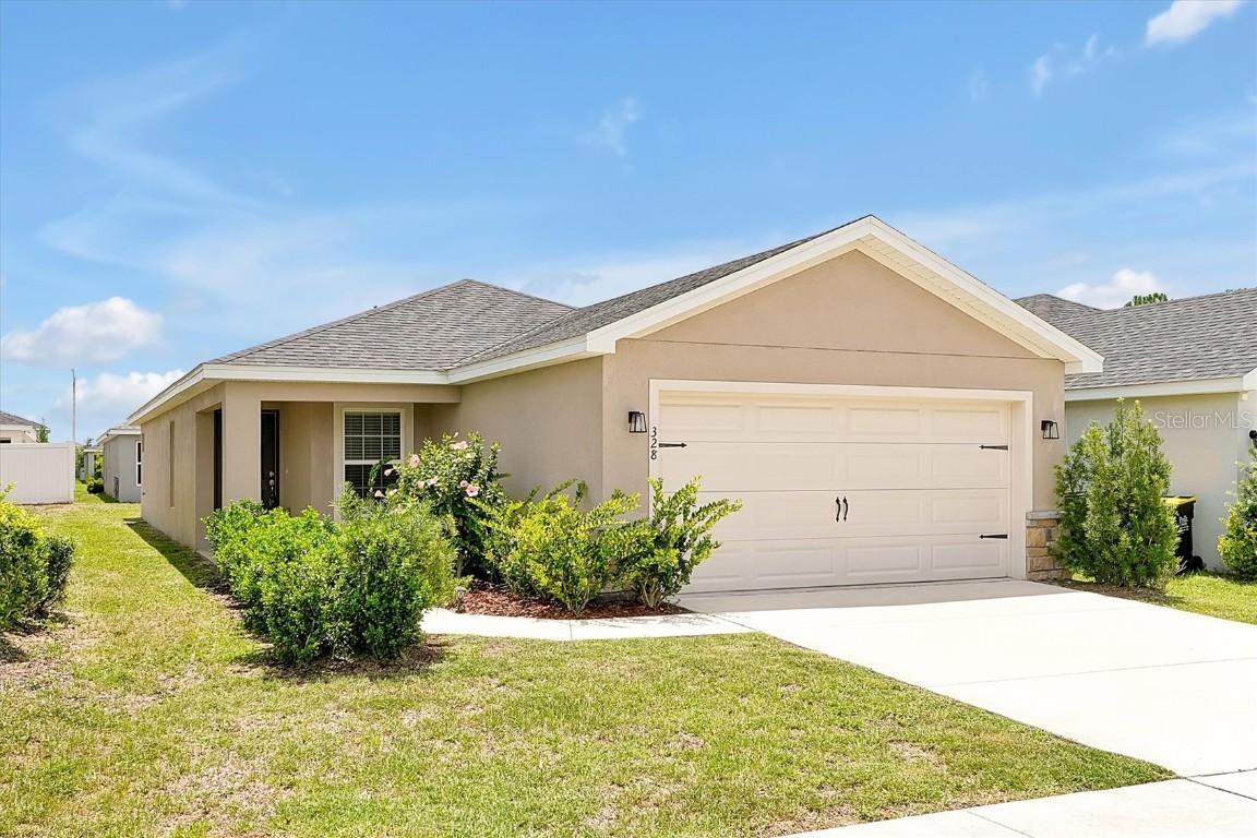 328 Lily Ln., Davenport, FL 33837