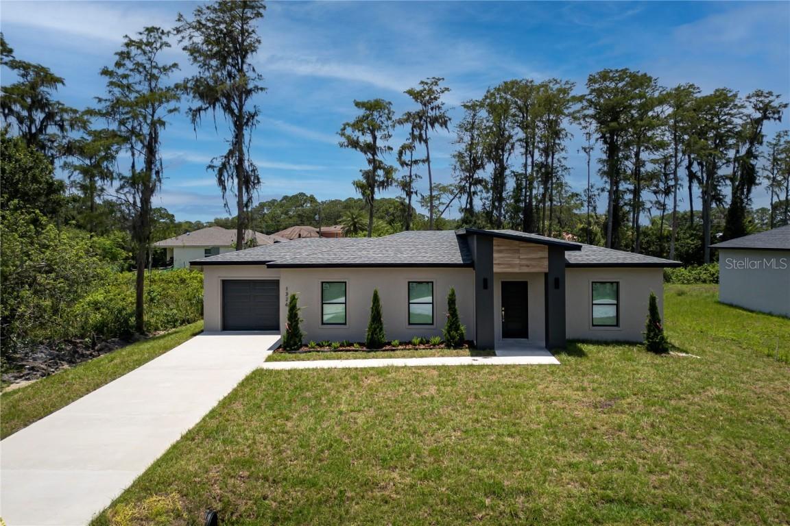 1326 Sagbloom St., Palm Bay, FL 32909