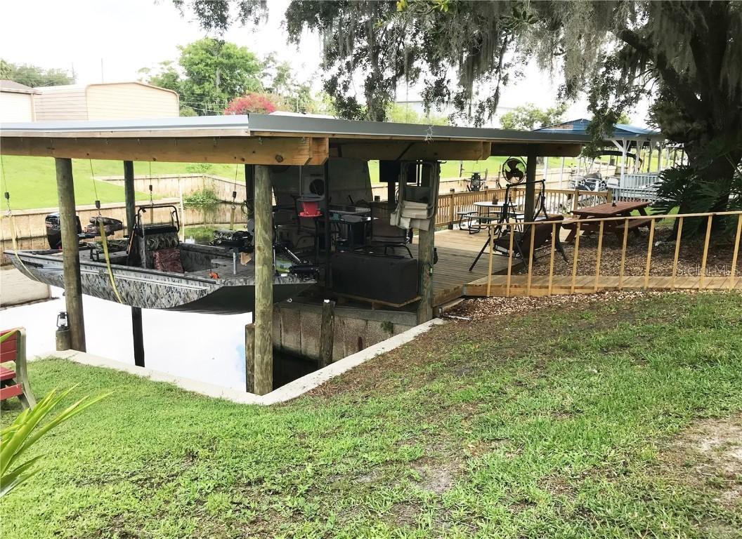 2082 Starboard Dr., Geneva, FL 32732