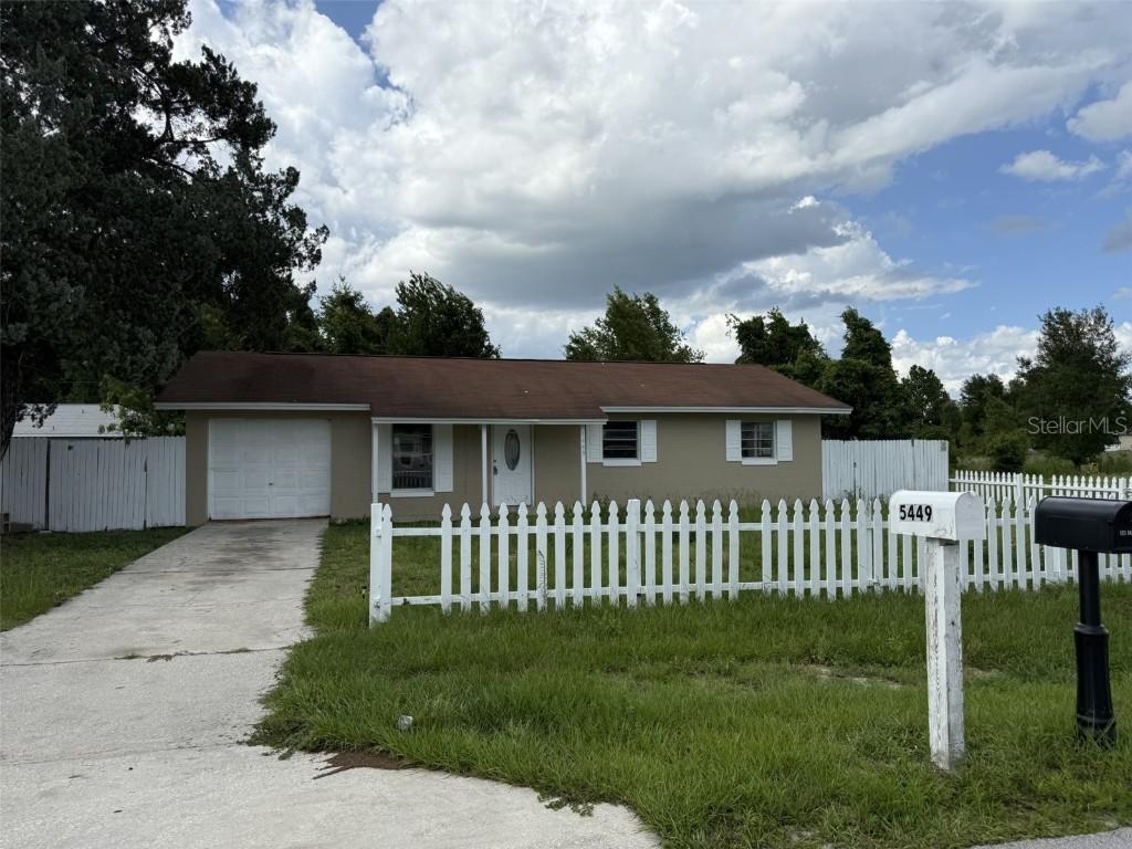 5449 NW 2nd St., Ocala, FL 34482