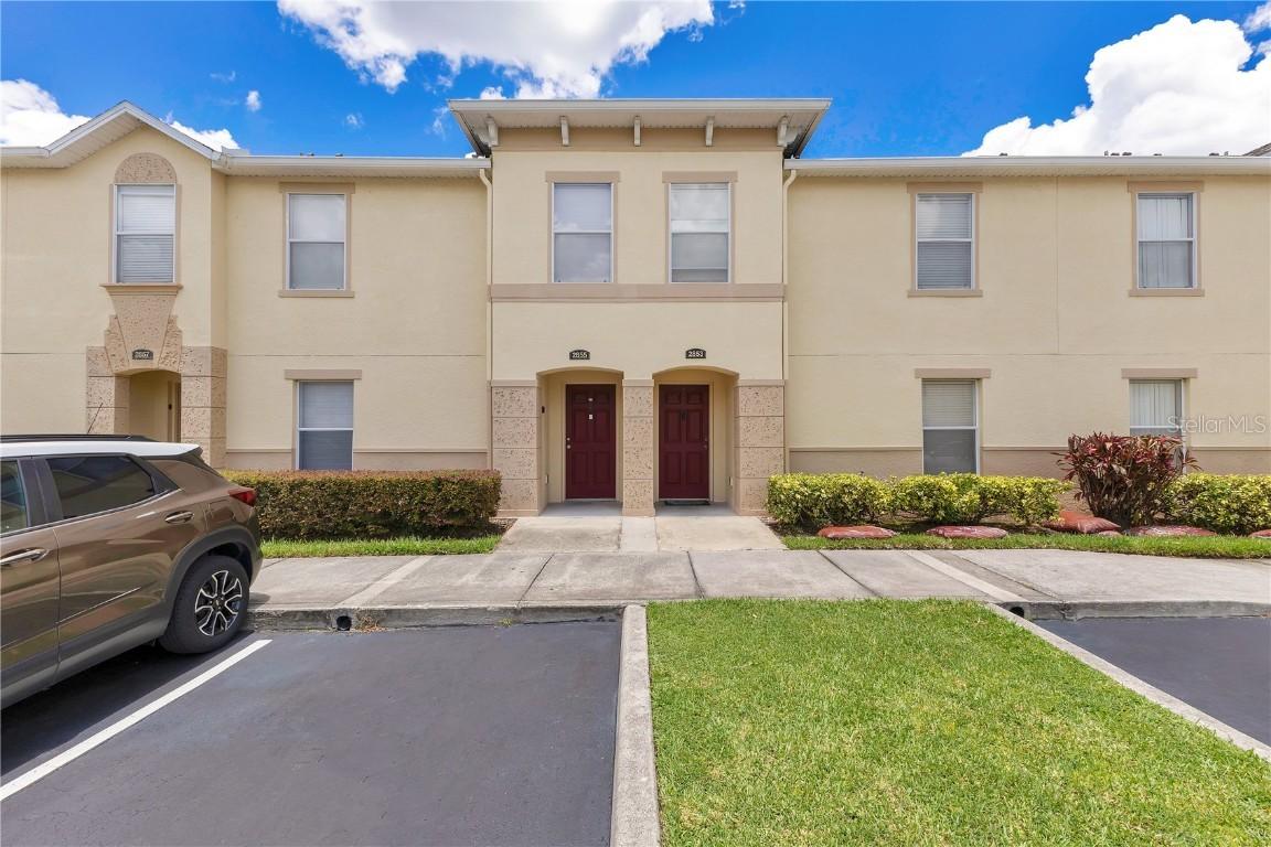 2855 Club Cortile Cir., Kissimmee, FL 34746