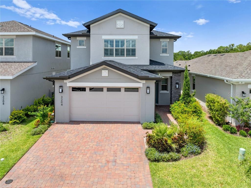 3204 Oxbow Ct, St Cloud, FL 34773
