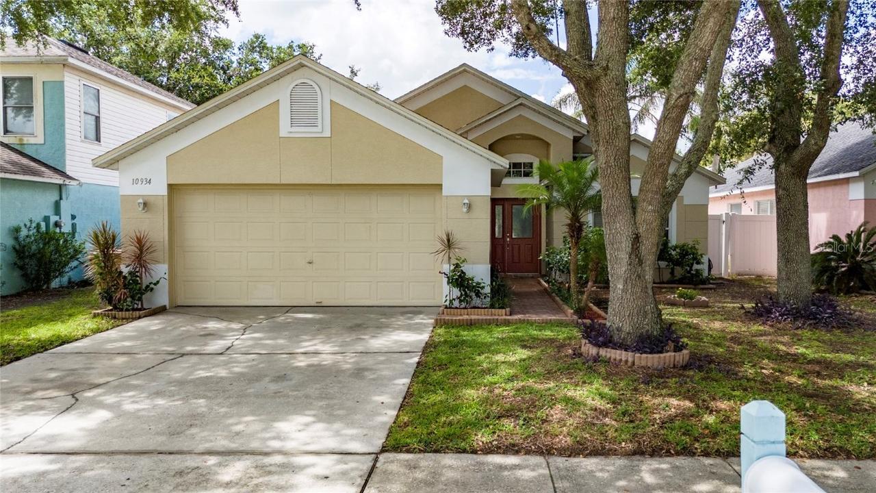 10934 Rushwood Way, Clermont, FL 34714