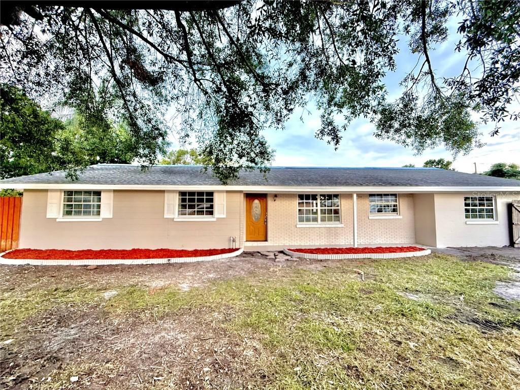 4917 Easton St., Lake Wales, FL 33859