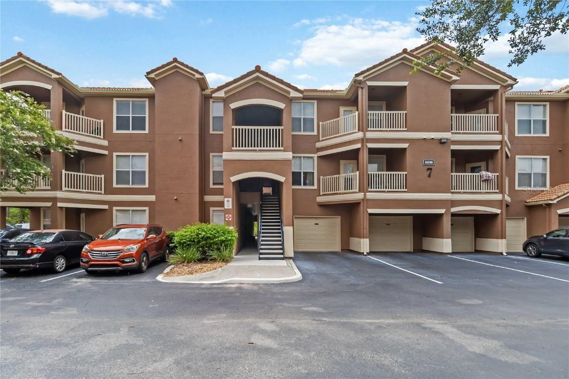 8836 Villa View Cir. #303, Orlando, FL 32821