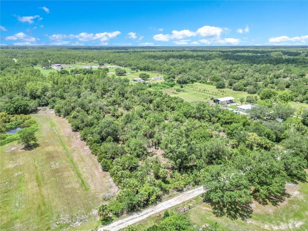 21100 Meyrick Ln., Alva, FL 33920