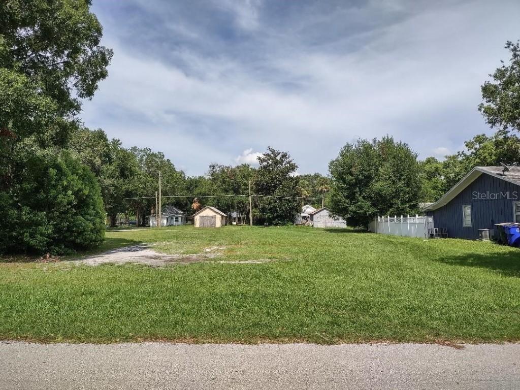 Oregon Ave., St Cloud, FL 34769