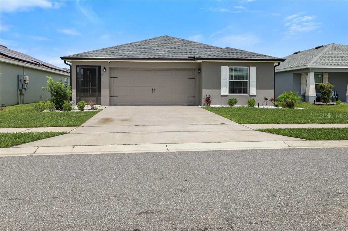 211 Foxtail Loop, Davenport, FL 33837