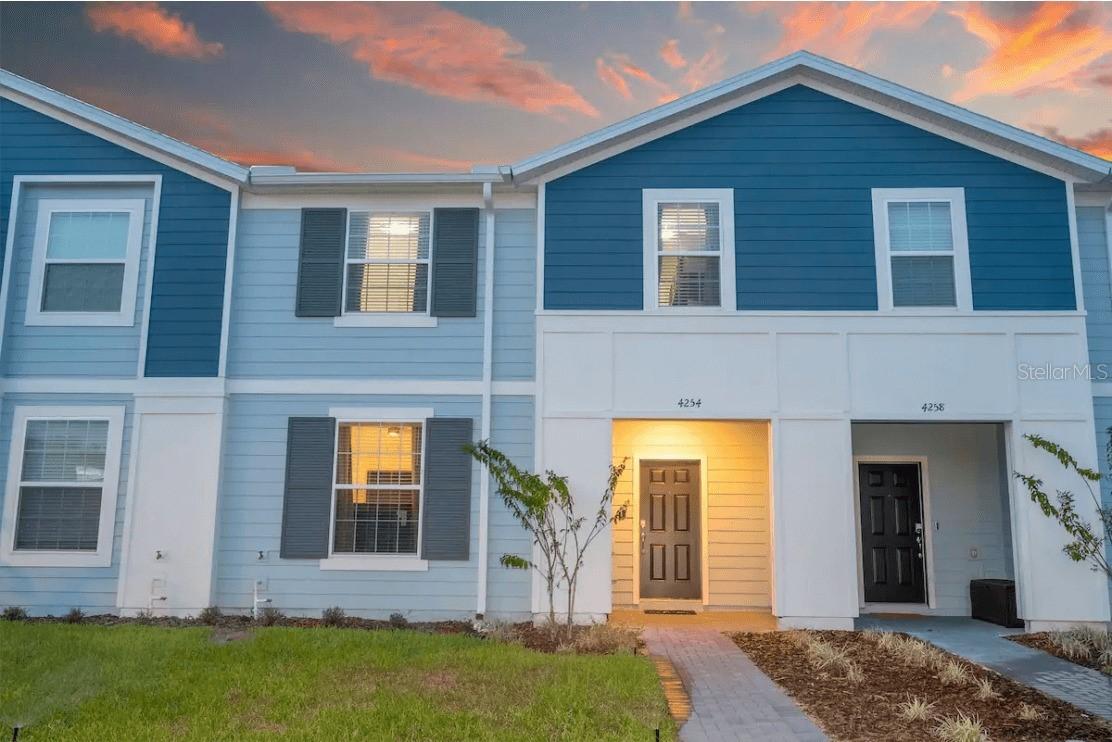 4254 Lana Ave., Davenport, FL 33897