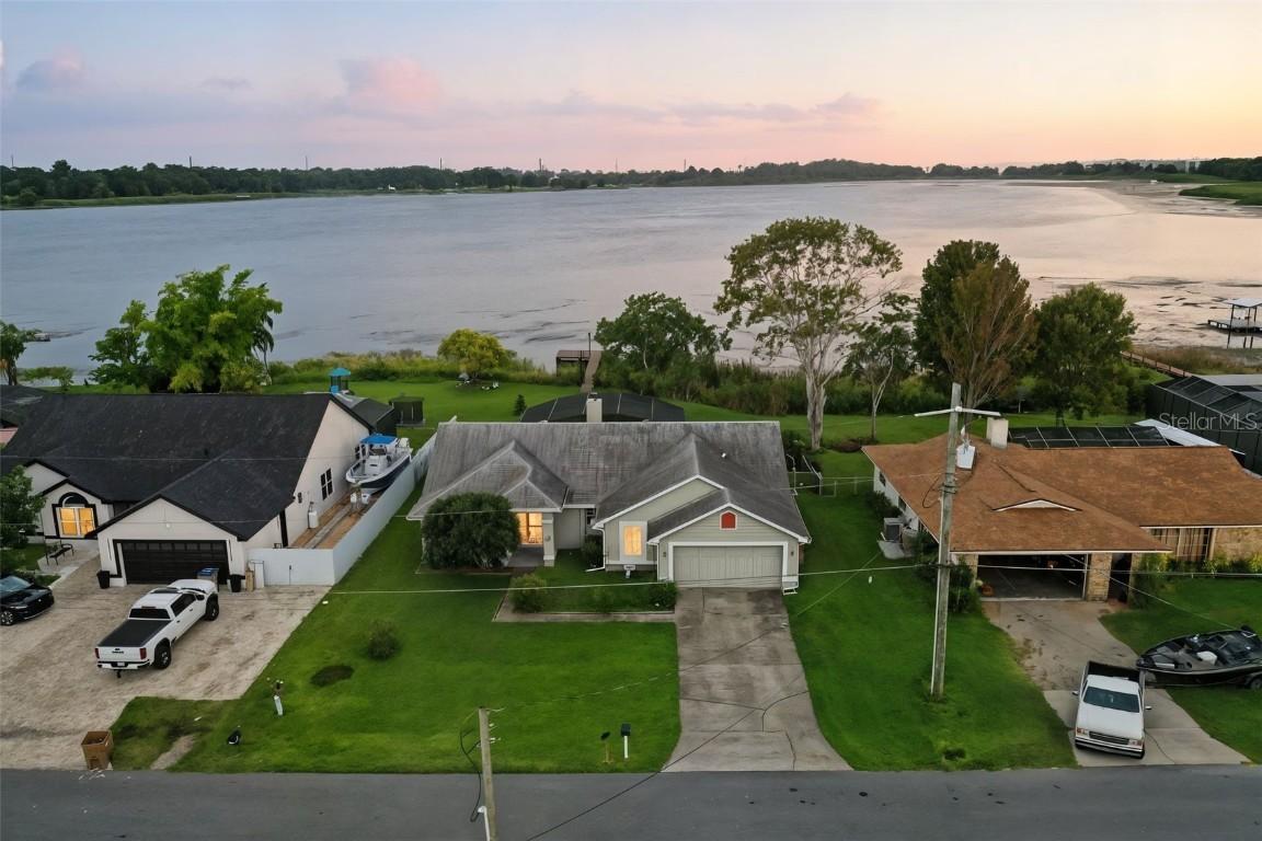 1358 Emerald Dr., Kissimmee, FL 34744