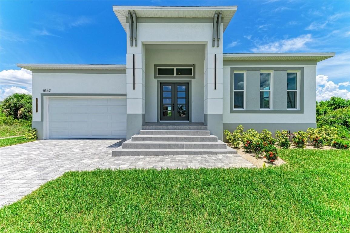 8147 Tracy Cir., Port Charlotte, FL 33981