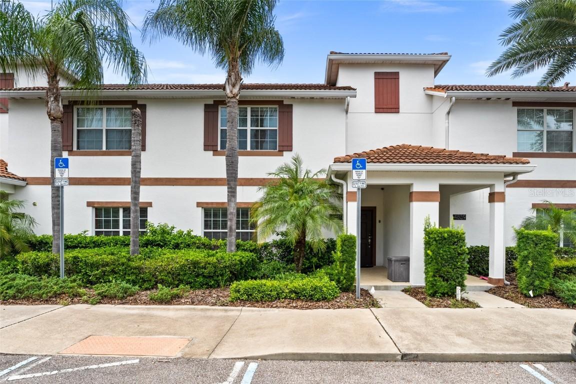 4841 Clock Tower Dr., Kissimmee, FL 34746