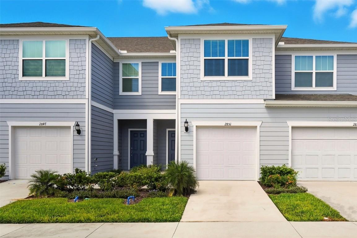 2851 Stunning Ave., Davenport, FL 33896