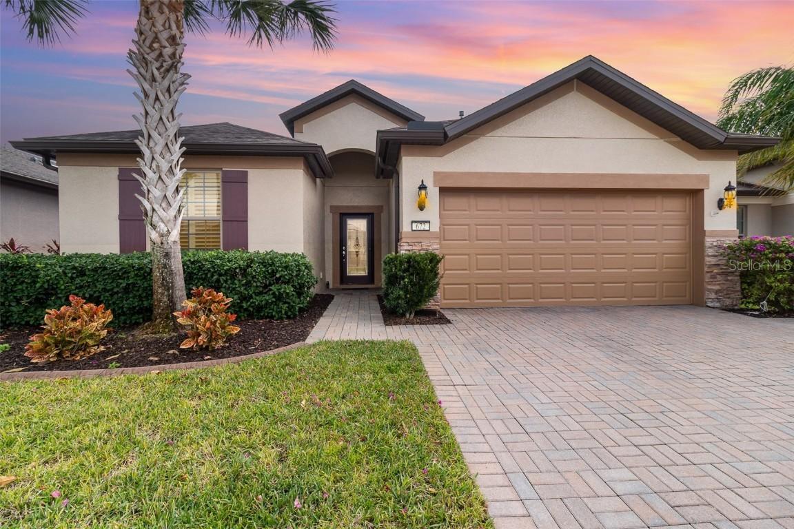 672 Cordoba Dr., Davenport, FL 33837