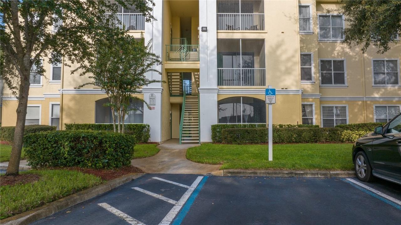 8824 Dunes Ct. #103, Kissimmee, FL 34747