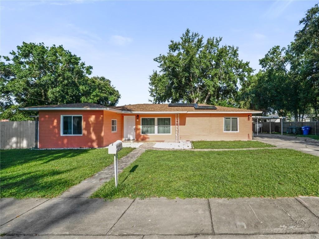 618 3rd Ave., Kissimmee, FL 34741