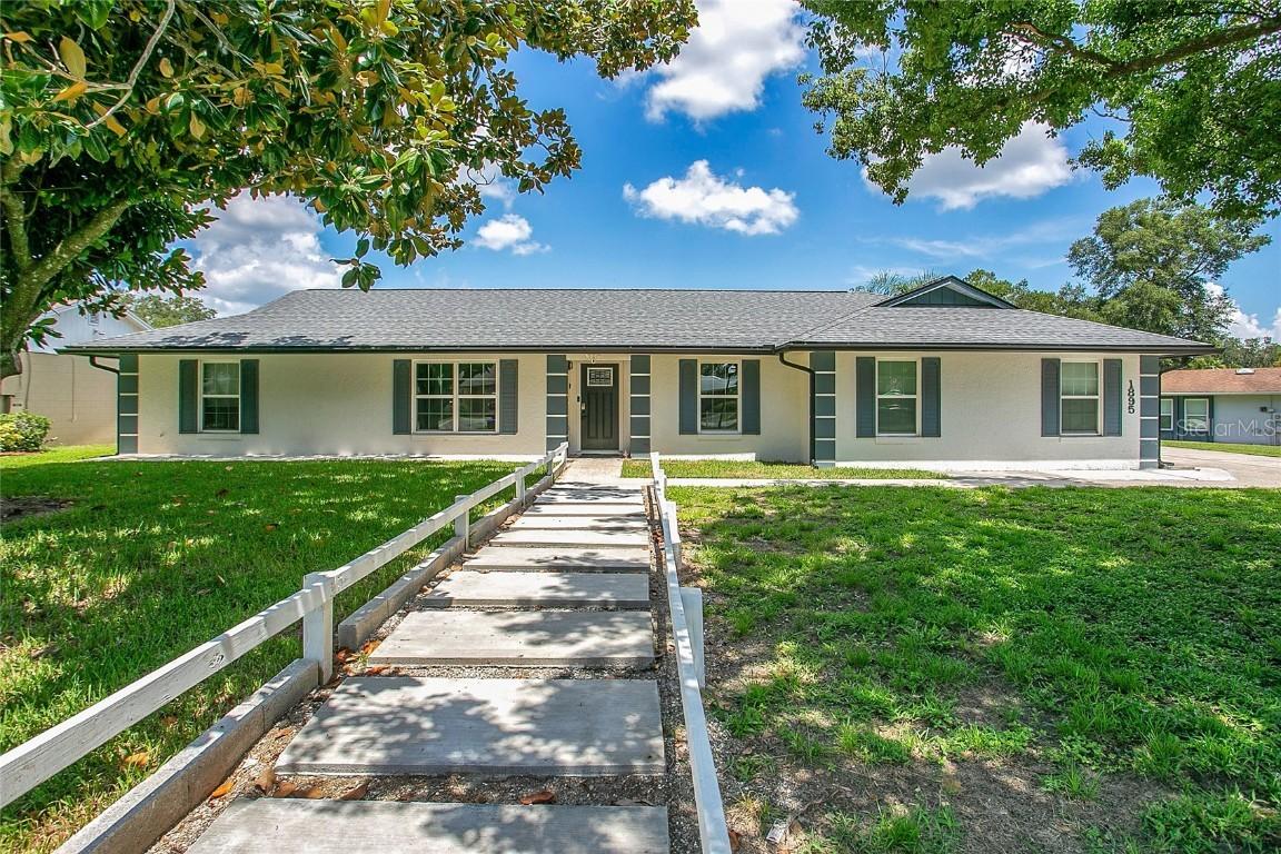 1895 Lake Hill Cir., Orlando, FL 32818
