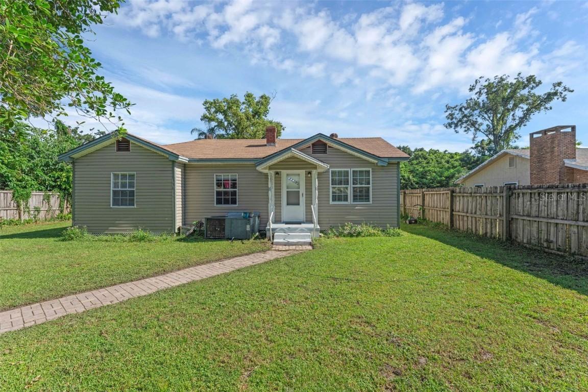 3011 W Washington Ave., Orlando, FL 32805