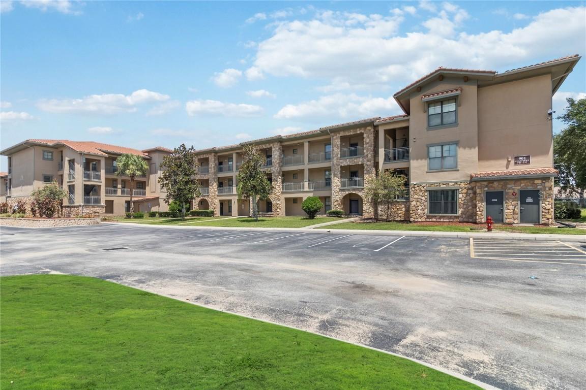 901 Charo Pkwy. #723, Davenport, FL 33897