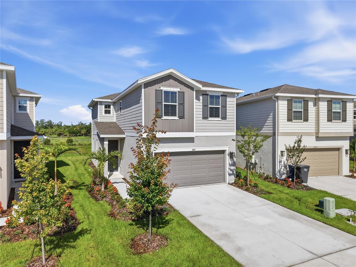 2427 29th Ln., Palmetto, FL 34221