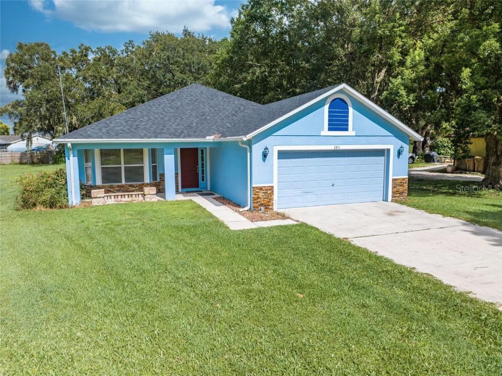 285 Grape Ave., St Cloud, FL 34769