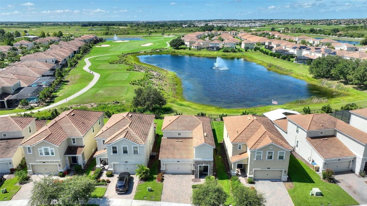 8720 Pacific Dunes Dr, Davenport, FL 33896