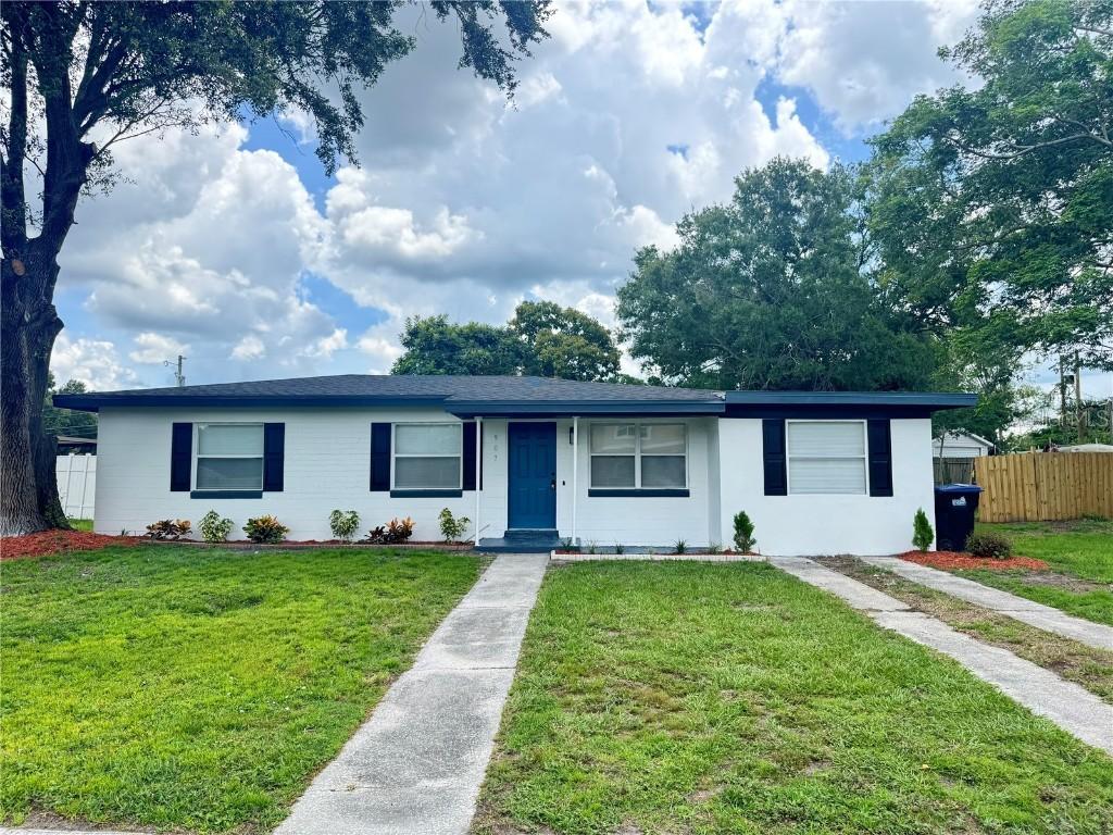 907 Egan Dr., Orlando, FL 32822