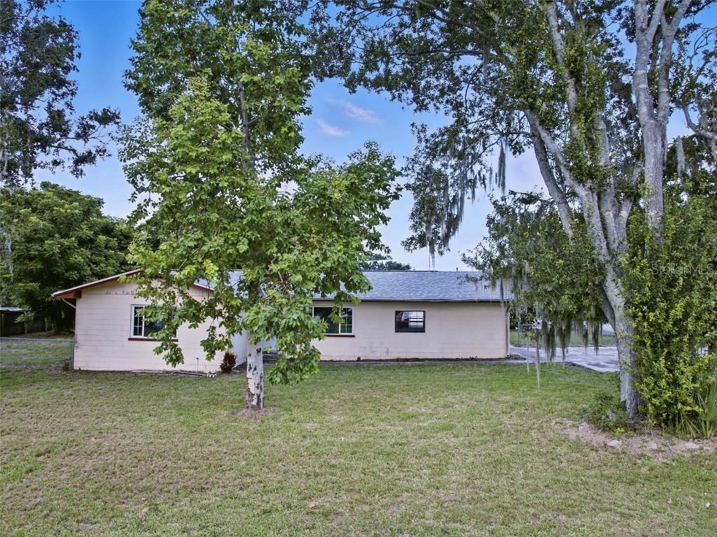 330 W 4th St., Frostproof, FL 33843