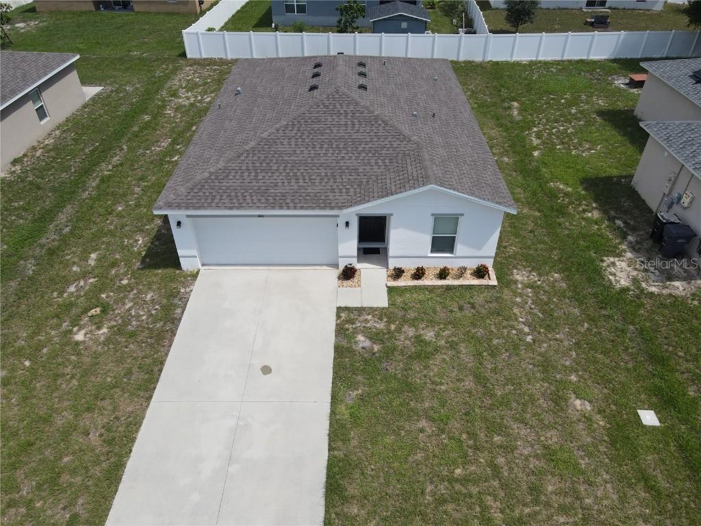 305 Camellia Ct., Kissimmee, FL 34759