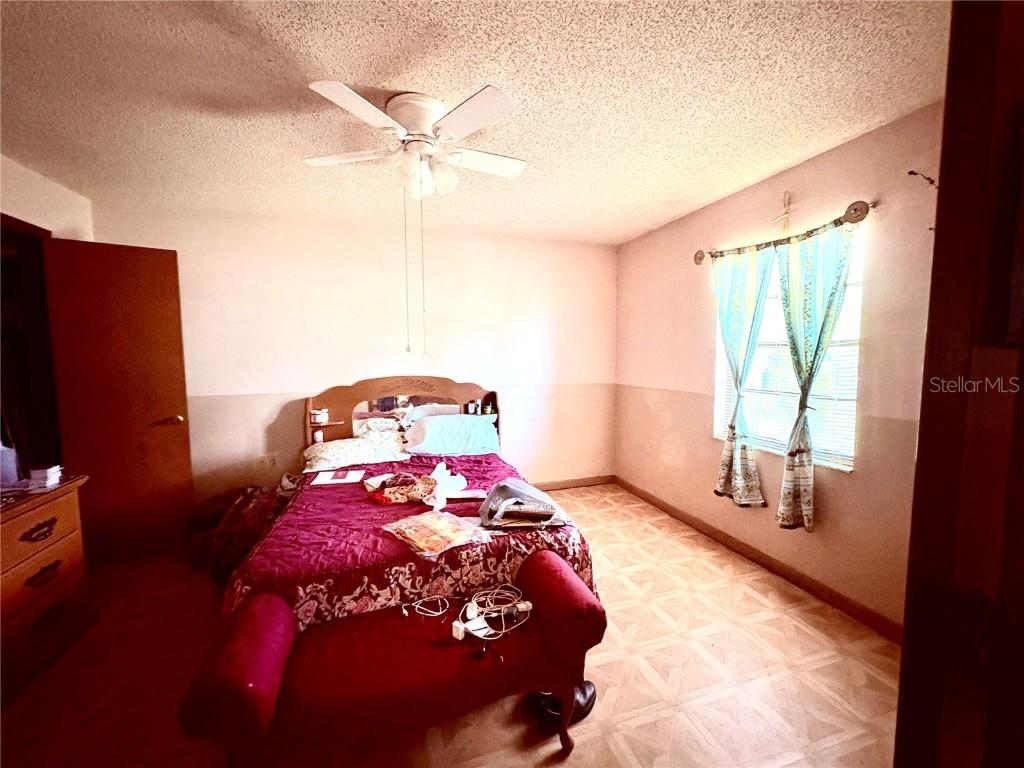 205 N Manatee Ave., Davenport, FL 33837