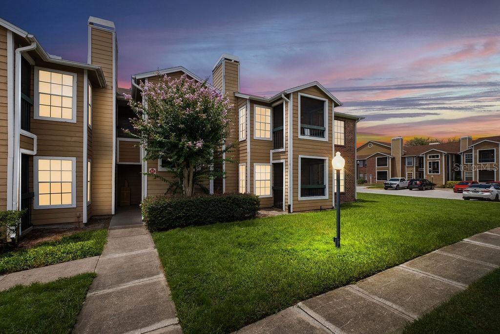 4401 Thornbriar Ln. #R-102, Orlando, FL 32822