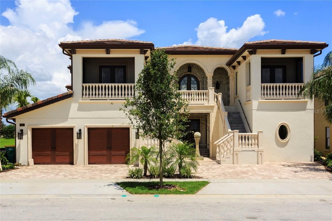 905 Golden Bear Dr., Reunion, FL 34747