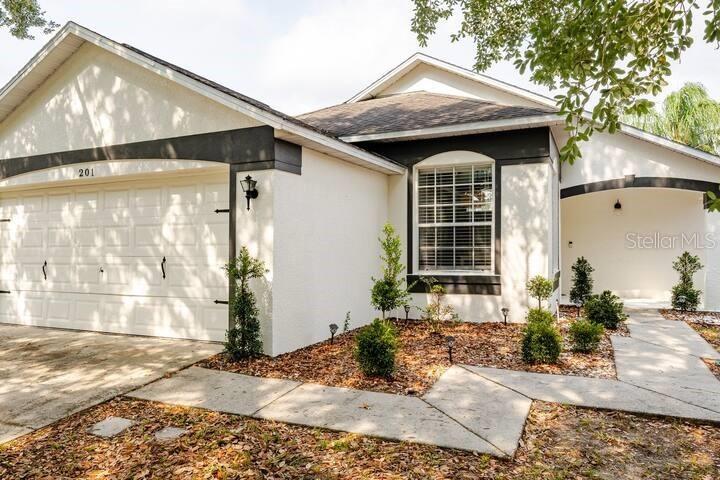 201 Jerica Ln., Davenport, FL 33897