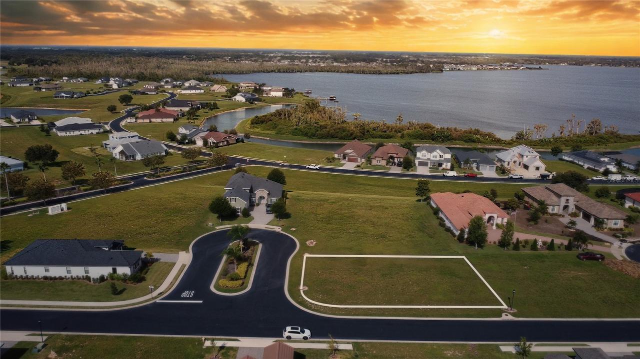 587 Loblolly Pl., Auburndale, FL 33823