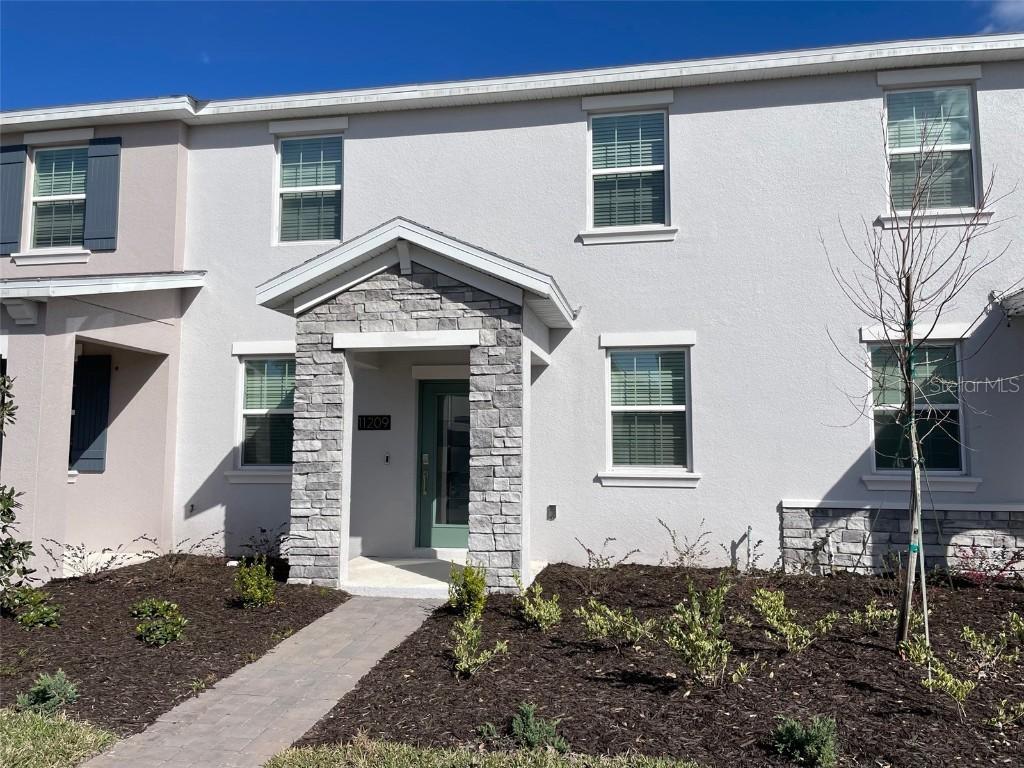 11209 Listening Dr., Orlando, FL 32832