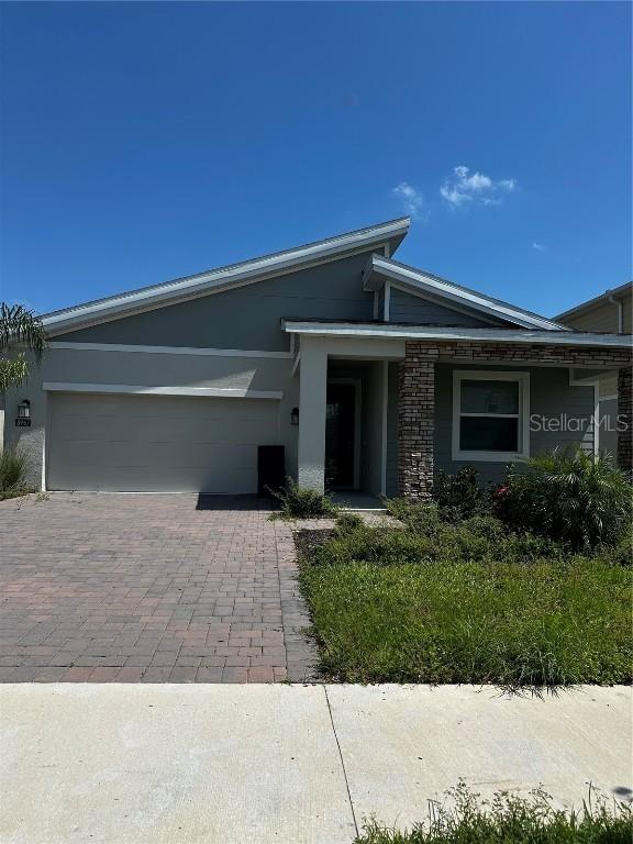 8967 Chipping Square Ln., Davenport, FL 33896