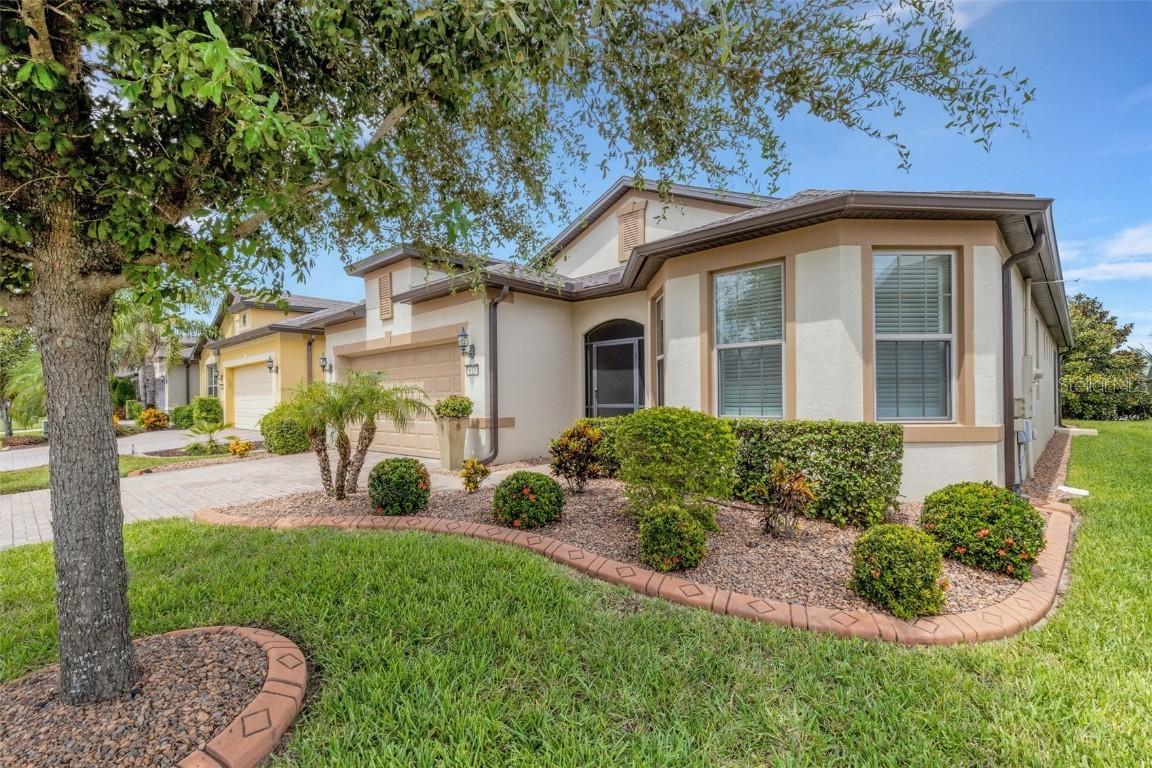 613 Cantabria Dr., Davenport, FL 33837