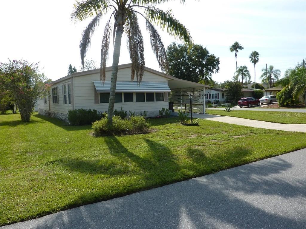 440 Tivoli Park Dr., Davenport, FL 33897