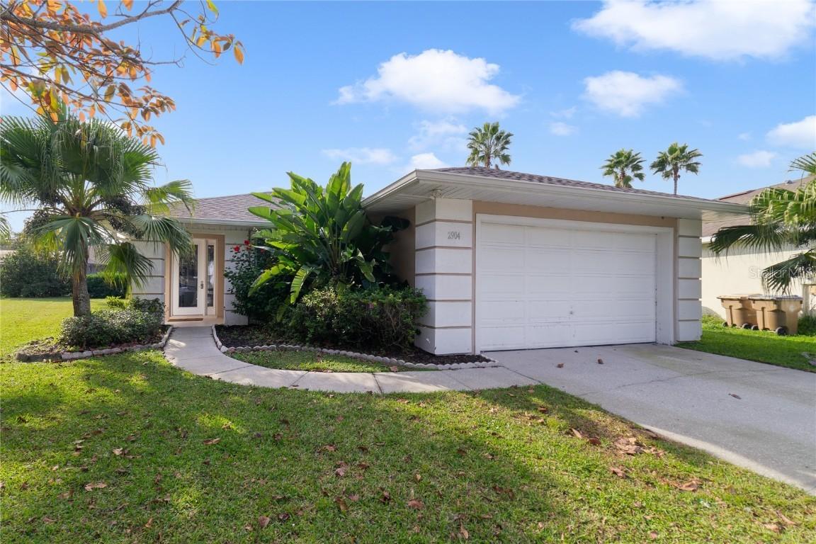 2904 Sunset Retreat Ct., Kissimmee, FL 34747