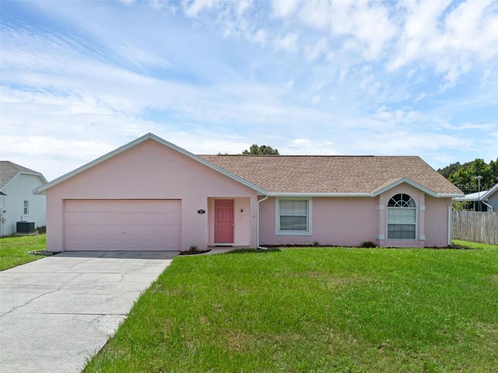 225 Greenwich St., Davenport, FL 33896