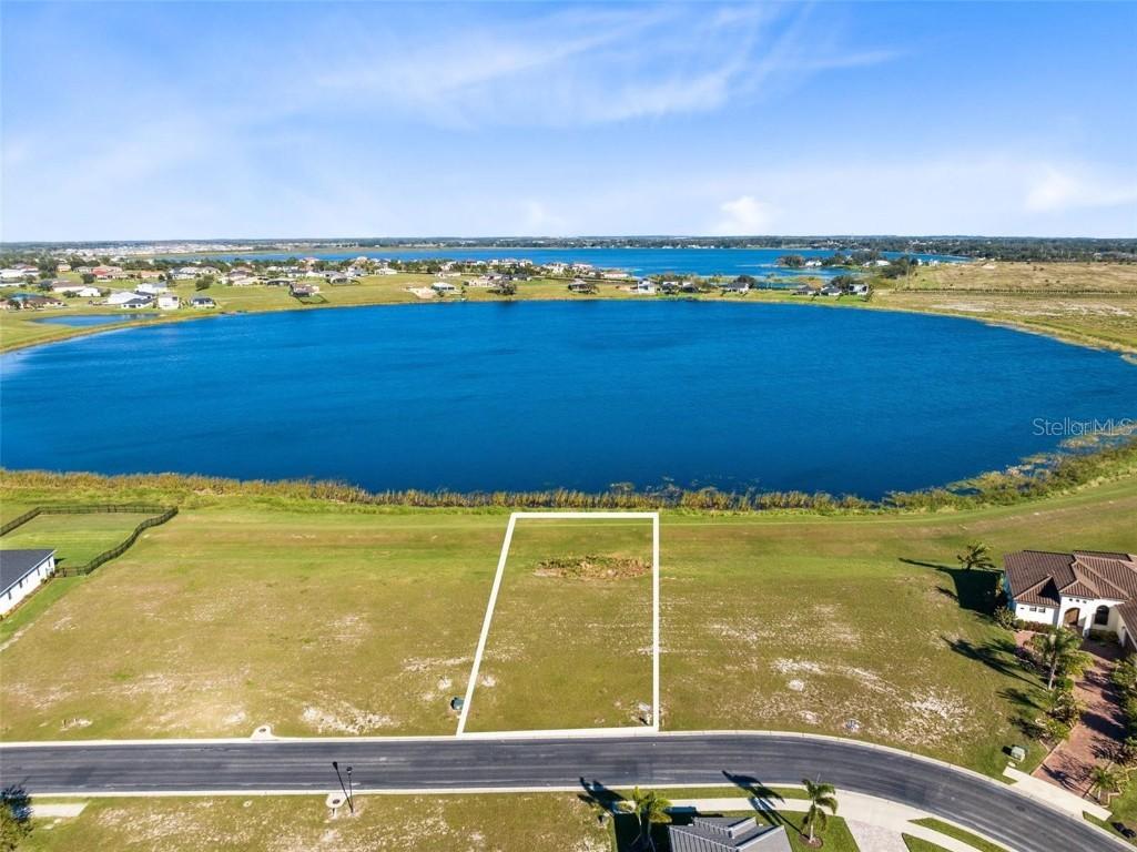 291 Spinnaker Ct., Auburndale, FL 33823